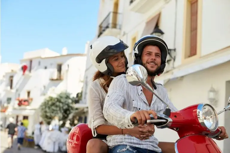 Should a Motorcycle Passenger Lean into a Turn? AdventureBikeTroop